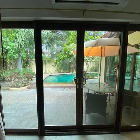 Luxury Semi-2Bd Pool Villa Near Beach & Walking Street Pattaya Exterior photo