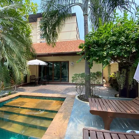 Luxury Semi-2Bd Pool Villa Near Beach & Walking Street Pattaya Exterior photo