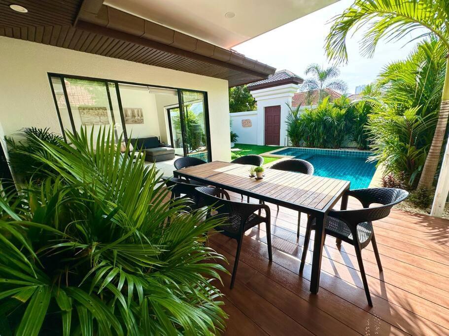 Luxury Semi-2bd Pool Near & Walking Street *