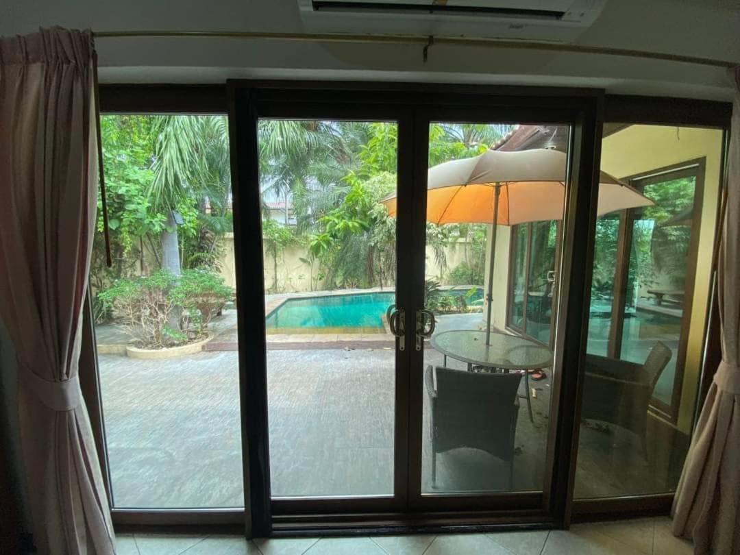 Luxury Semi-2bd Pool Near & Walking Street Villa Pattaya